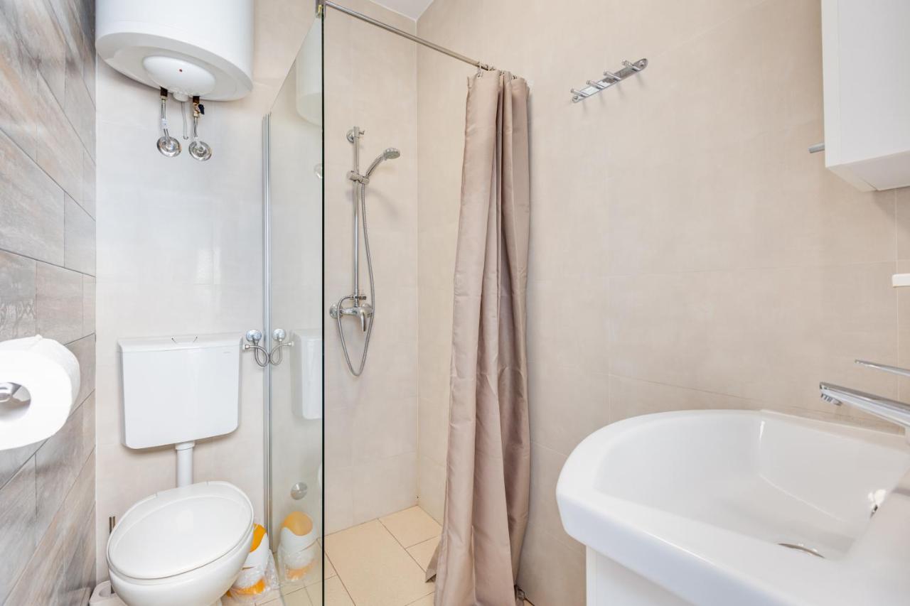 Apartment Ana วานตาชิชี ภายนอก รูปภาพ